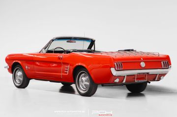 Ford Mustang - 5