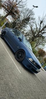 BMW E39 540i  - BMW 540