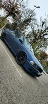 BMW E39 540i  - BMW 540: E39