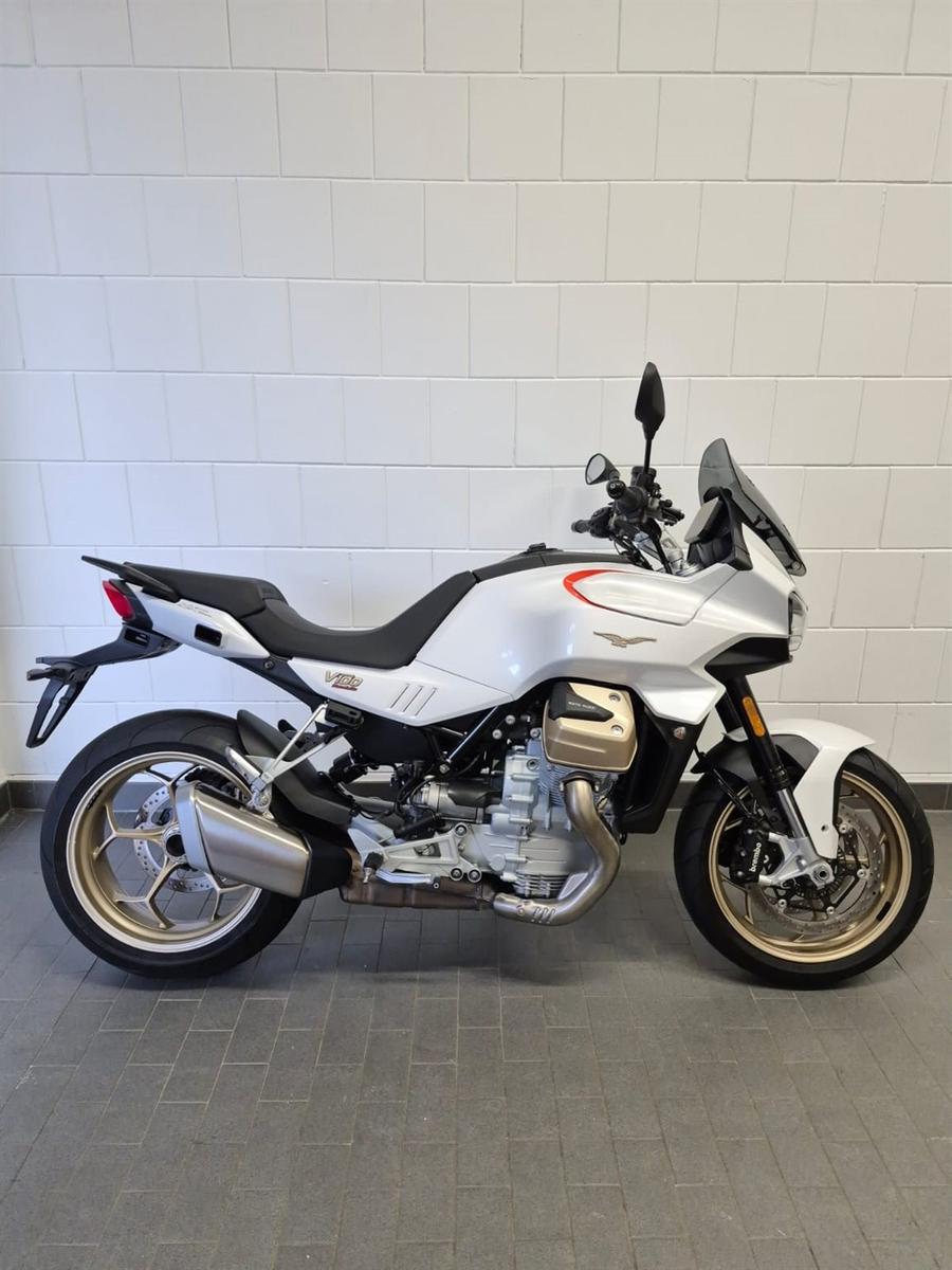 Moto Guzzi V100 Mandello