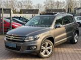 Volkswagen Tiguan Sport Automatik 4Motion*STEUERKETTE NEU* - Volkswagen Tiguan mit Panoramadach