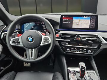 BMW M5 - 12