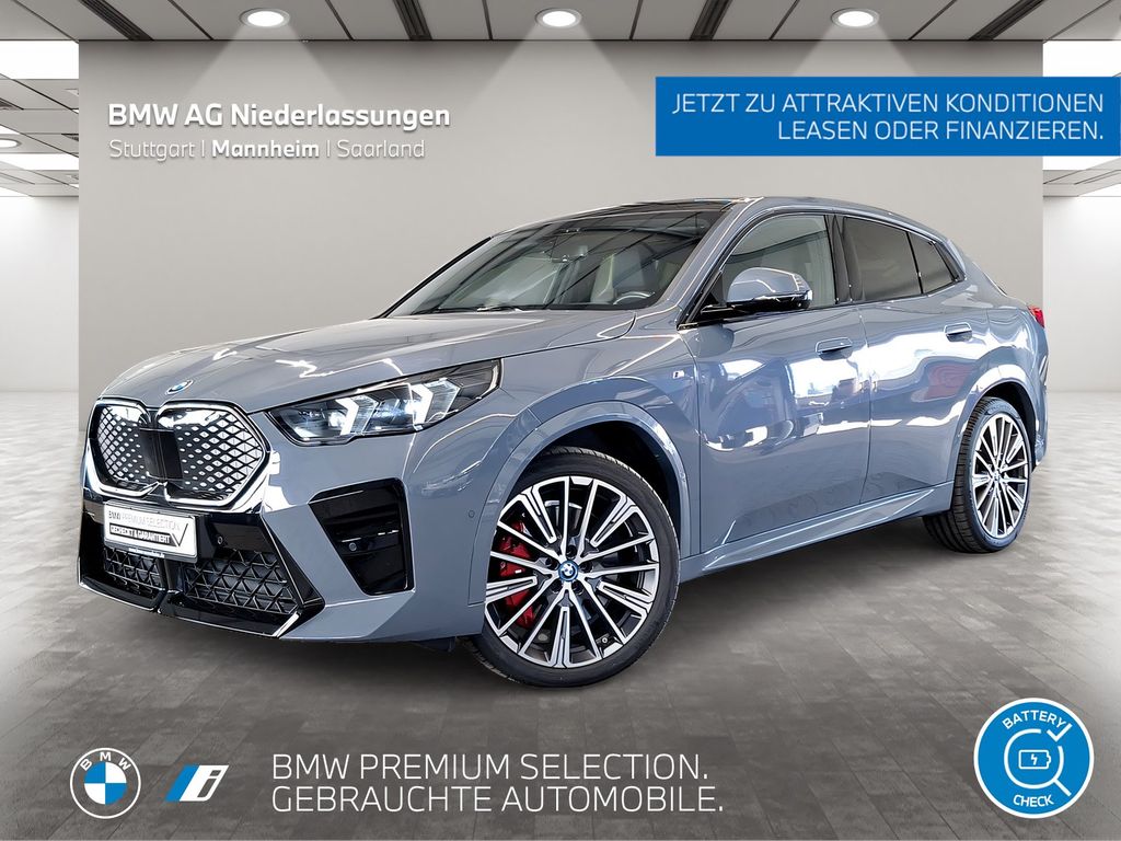 BMW iX2 xDrive30 M Sport AHK Driv.Assist.Prof LED