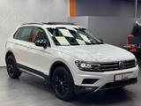 Volkswagen Tiguan OFFROAD 4Motion2.0 TDI |HUD|AHK|PANO|VIRT - Volkswagen: Offroad