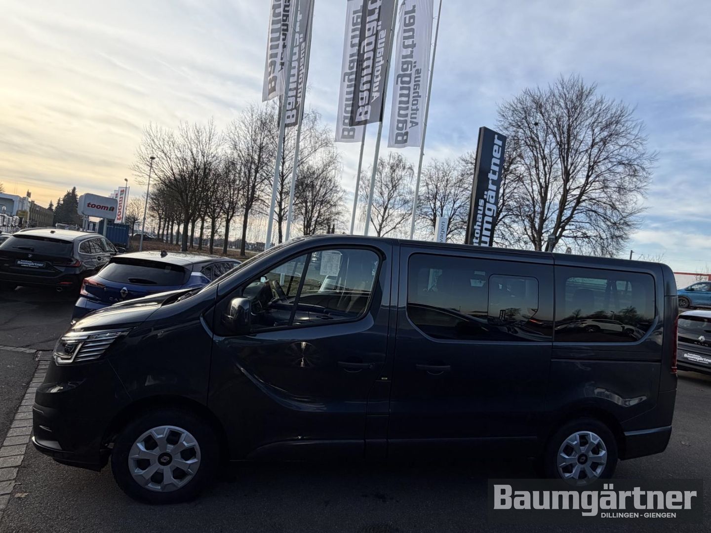 Fahrzeugabbildung Renault Trafic Combi Evolution Blue dCi 150 8-Sitzer