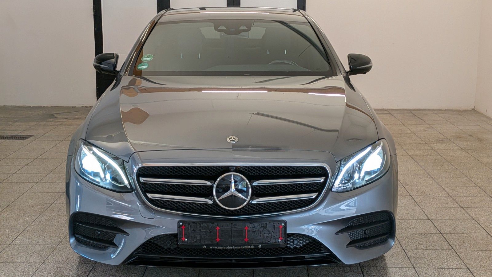 Mercedes-Benz E 300de/AMG/Night/HUD/Memory/Keyless/Standhz/360 imagem 2