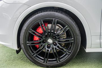 Fahrzeugabbildung Porsche Cayenne GTS  |PASM|SPORTABGAS|PANO