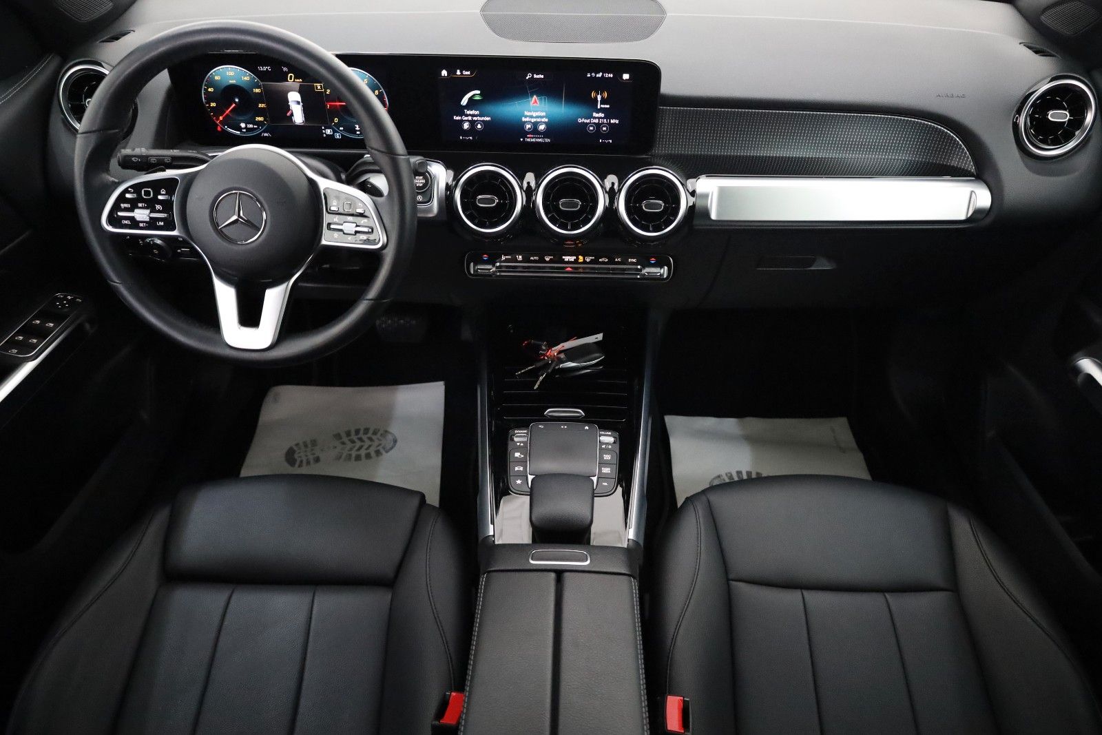 Fahrzeugabbildung Mercedes-Benz GLB 200 Progressive,Leder,Navi,LED,Kamera,AHK