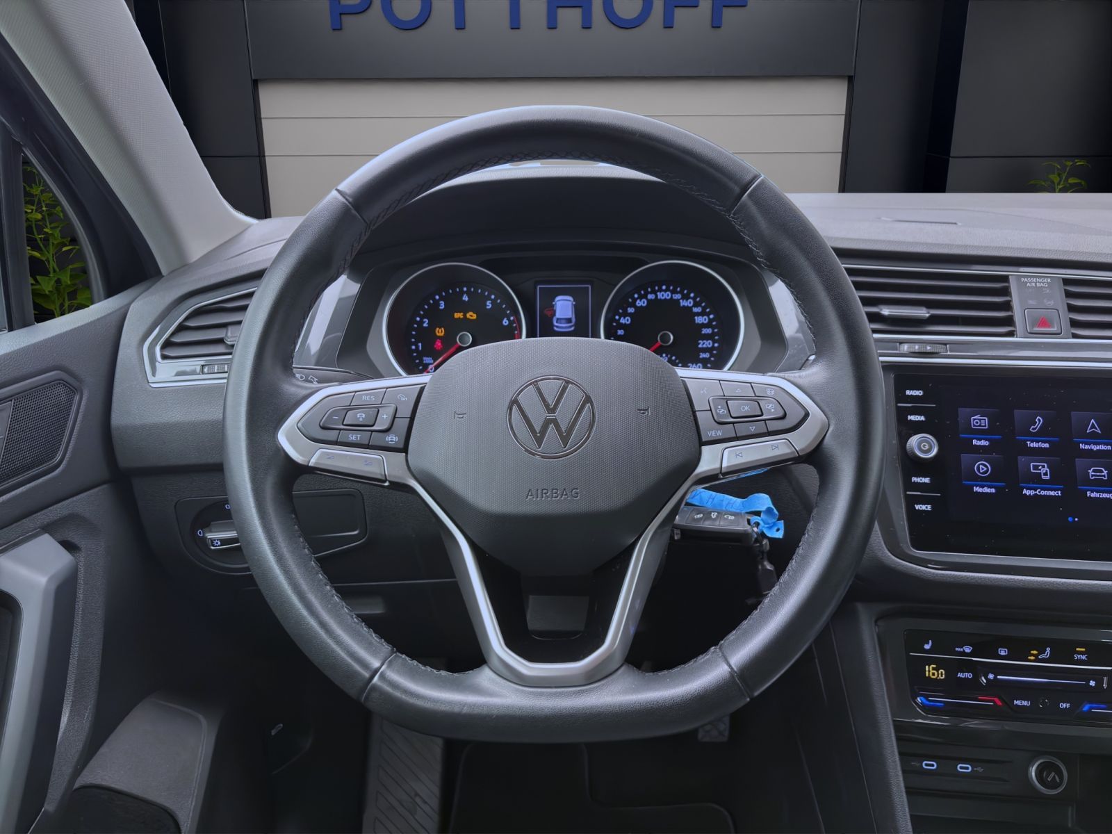 Volkswagen Tiguan - Bild 12