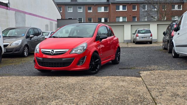 Opel Corsa D Color Edition. OPC LINE  Wenig Kilometer