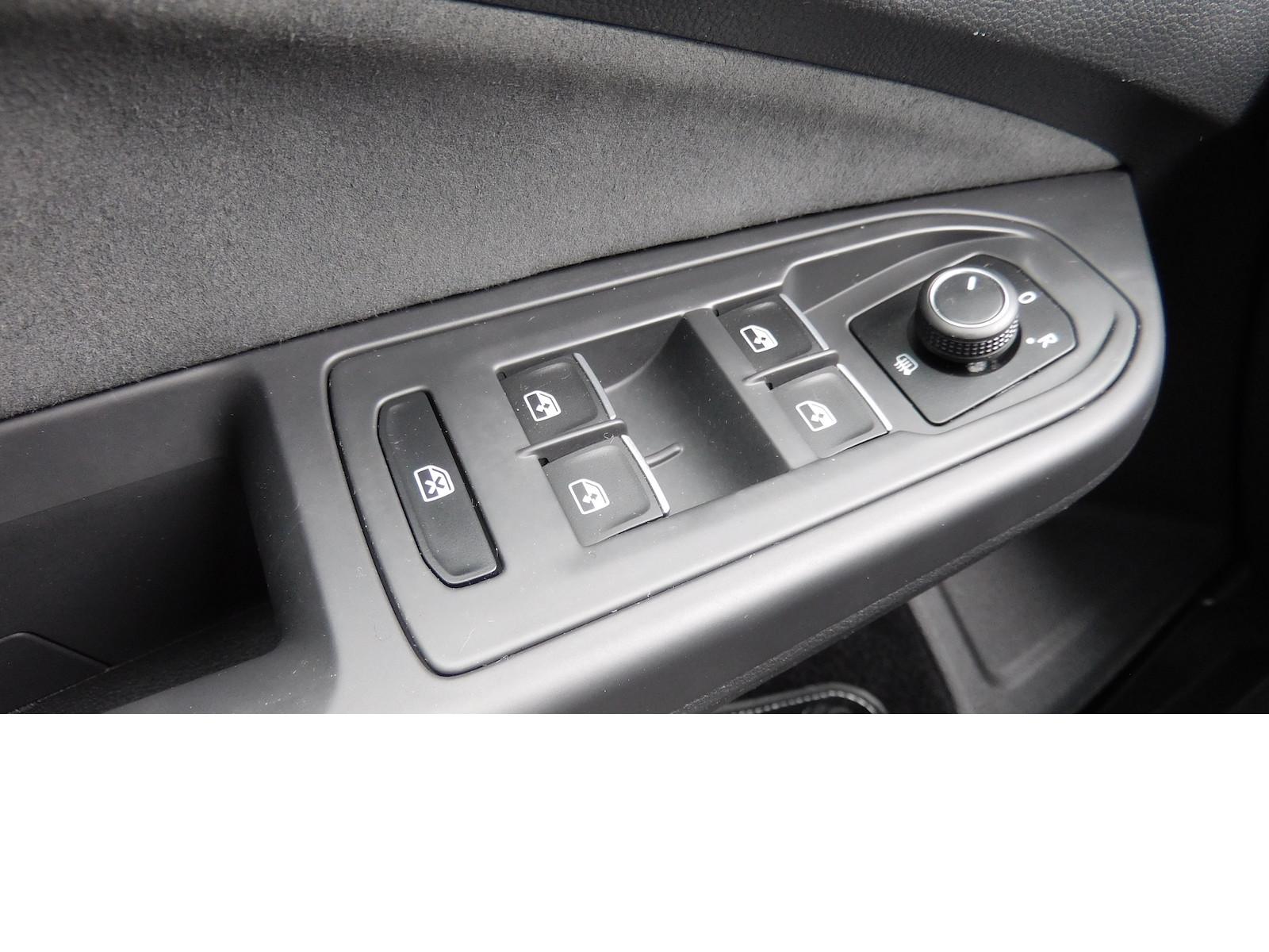 Volkswagen Golf GTI 2.0 VIII TSI Performance 4Trg Navi, миниатюра 24