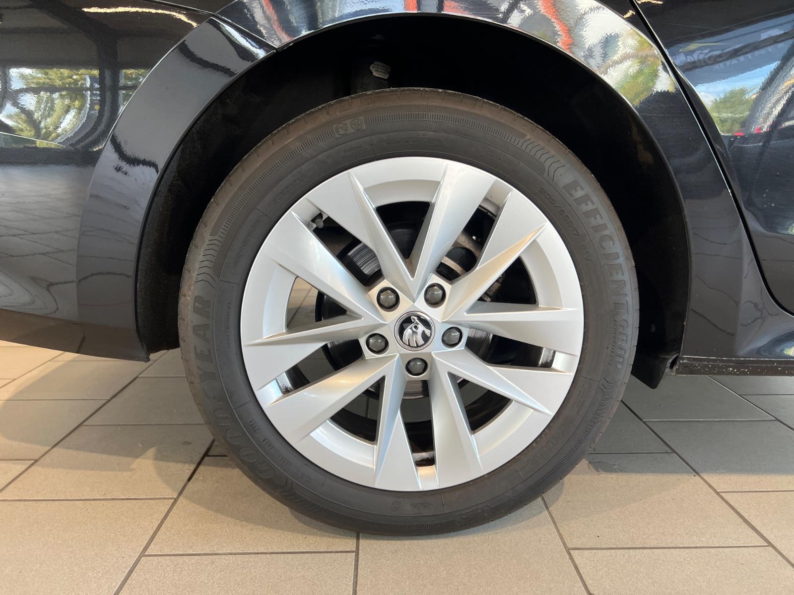 Skoda Octavia Combi 2.0 TDI, миниатюра 26