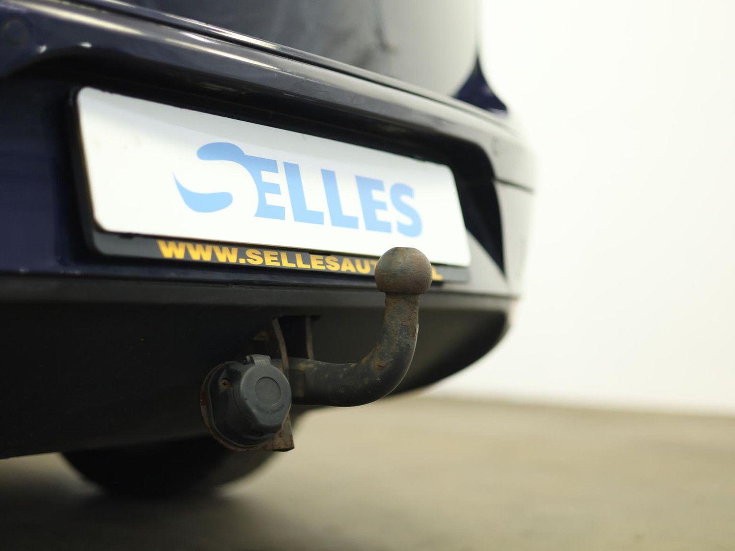 Seat Altea XL 2010 — photo 24