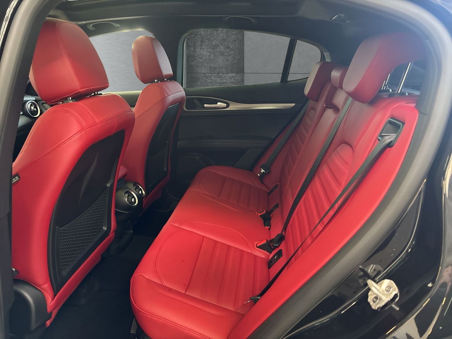 Alfa Romeo Stelvio - Bild 9