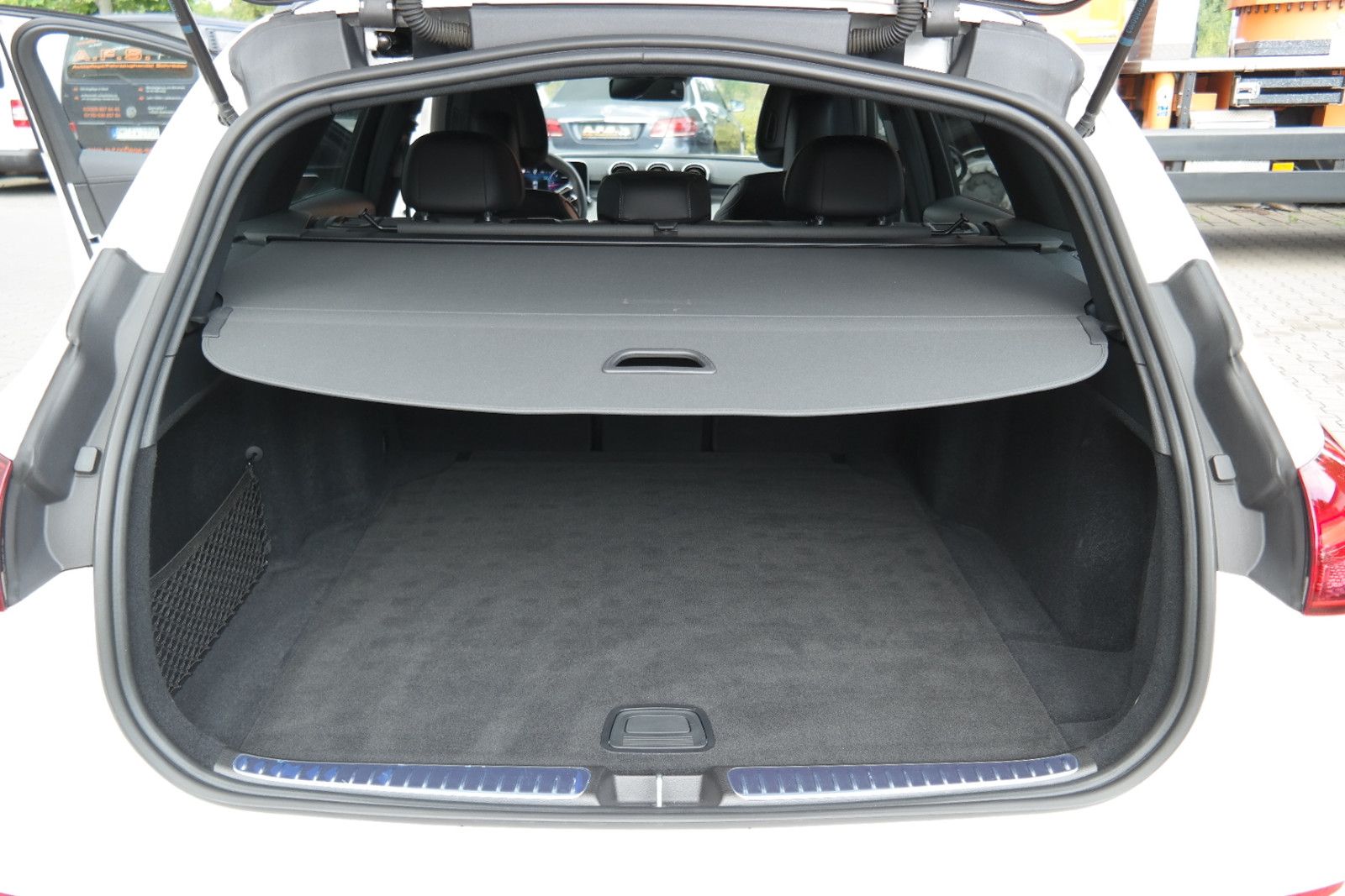 Mercedes-Benz C 220 T 4Matic Leder LED AMG-Line High-B. Garan foto 16