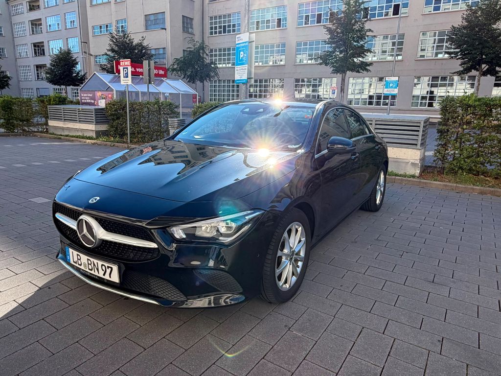 Image of Mercedes-Benz CLA 180