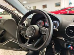 Fahrzeugabbildung Audi S3 Sportback 2.0 TFSI quattro