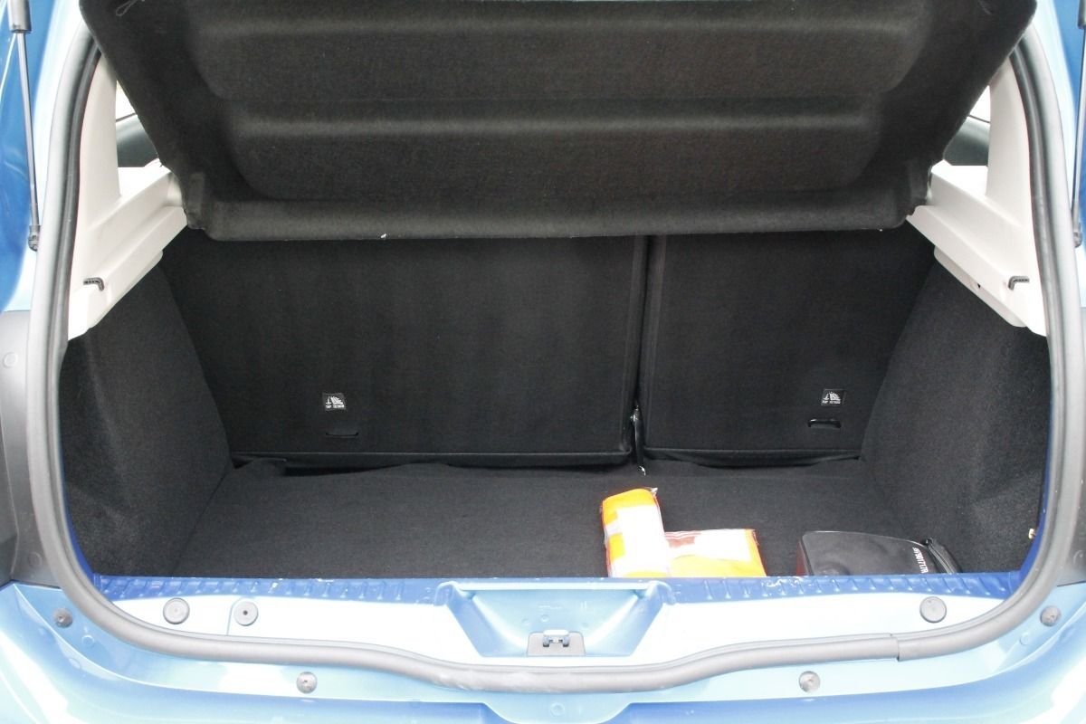 Fahrzeugabbildung Dacia Sandero II STEPWAY TCe 100 G