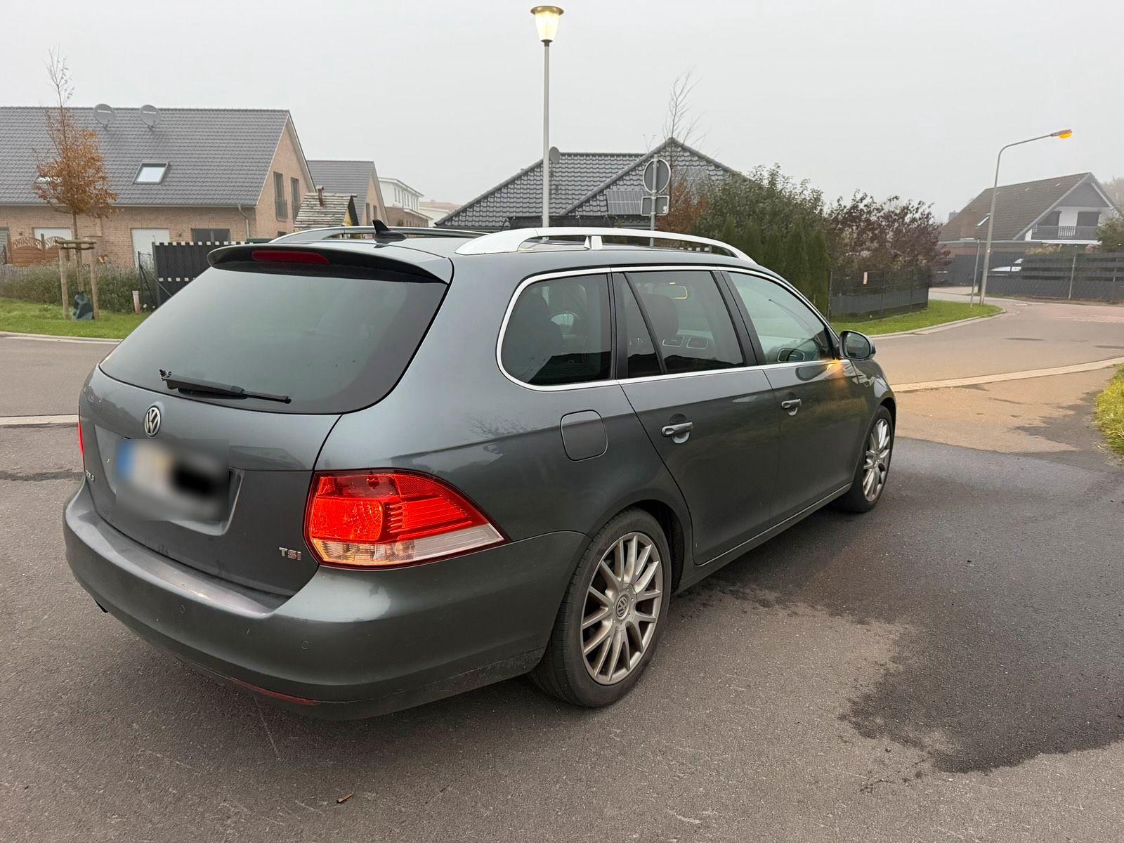 Volkswagen Golf 2012 — engine 160 HP (118kW)