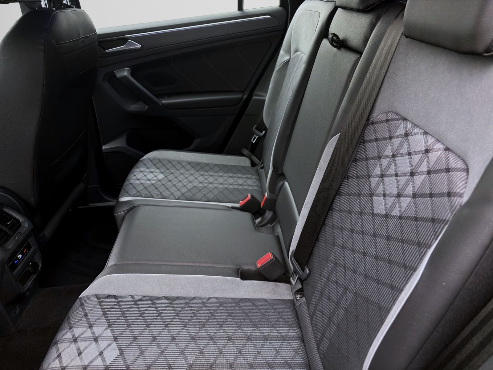 Volkswagen Tiguan - Bild 16