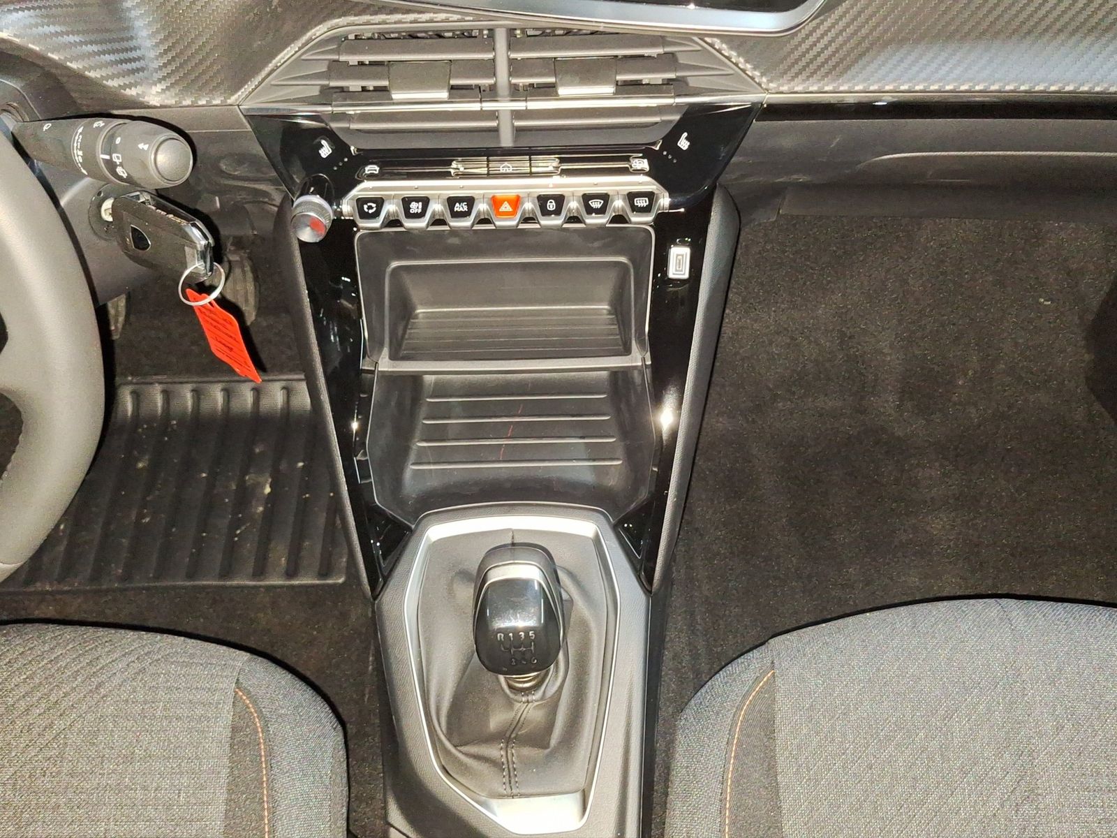 Peugeot 208 - Bild 14