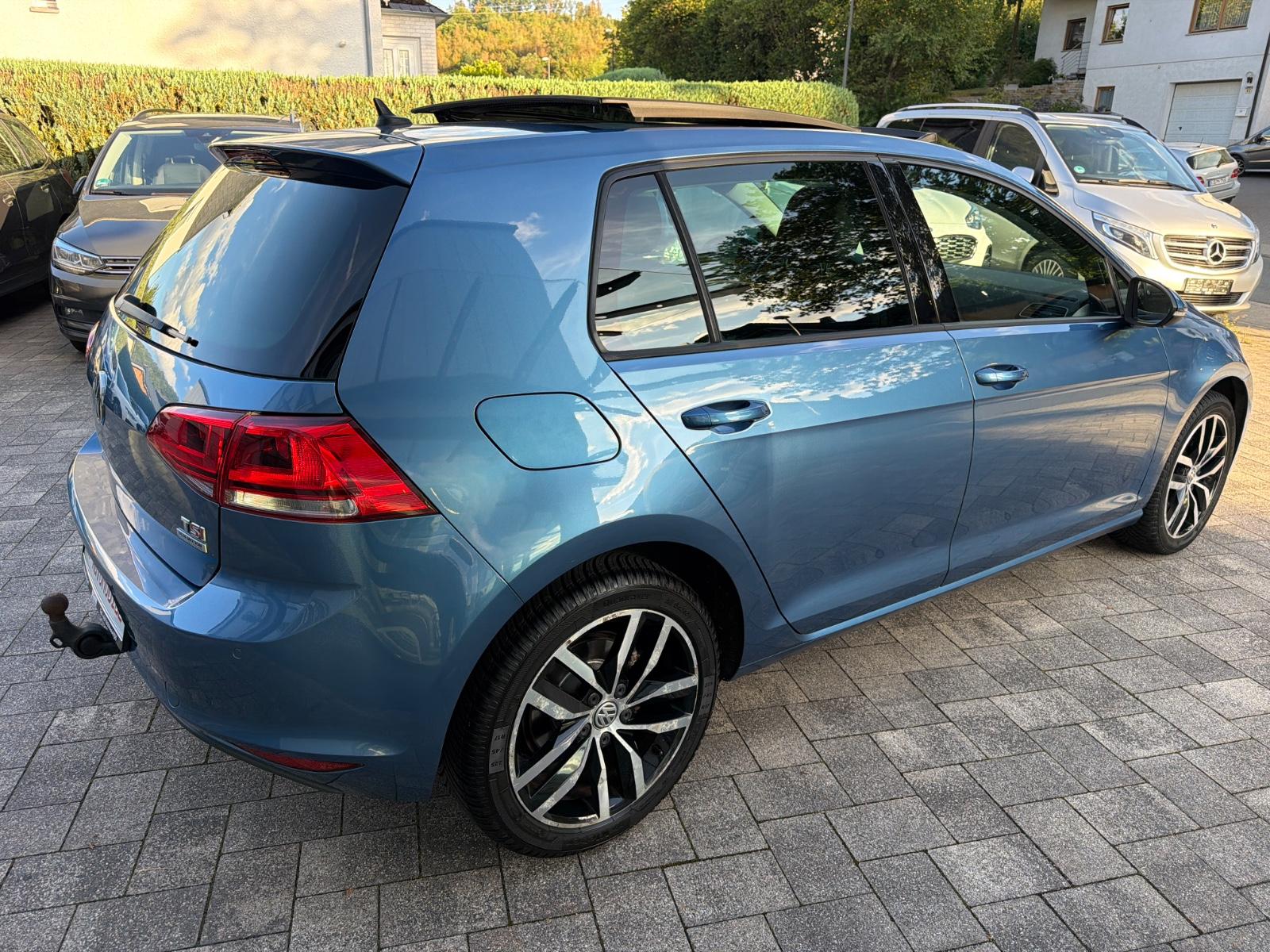 Volkswagen Golf VII 1.4 TSI Lim. Highline DSG*Pano*Standhz