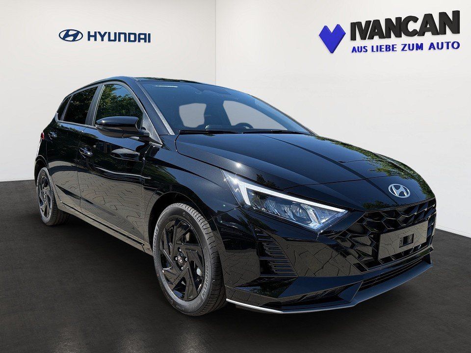 Fahrzeugabbildung Hyundai i20 1.0T 90PS DCT Blackline