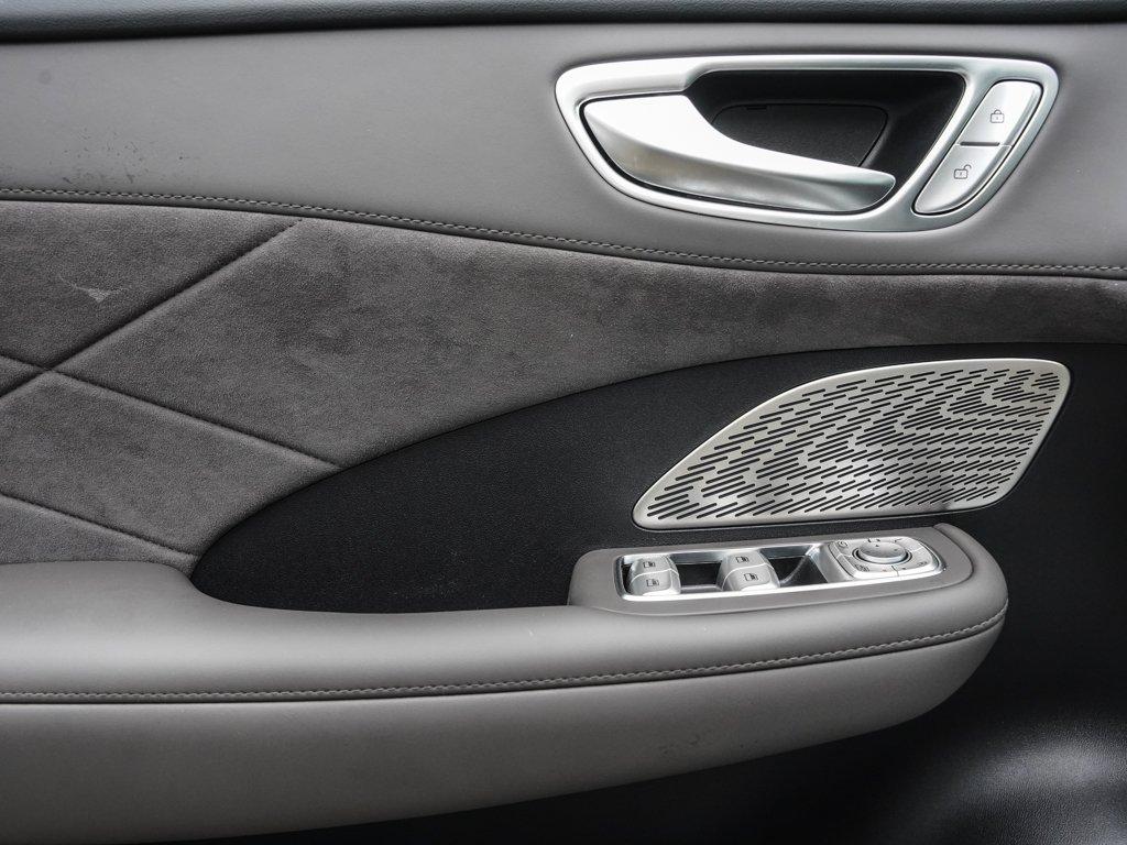 MG S6 EV AWD Luxury Panorama HeadUp Sitzbelüftung