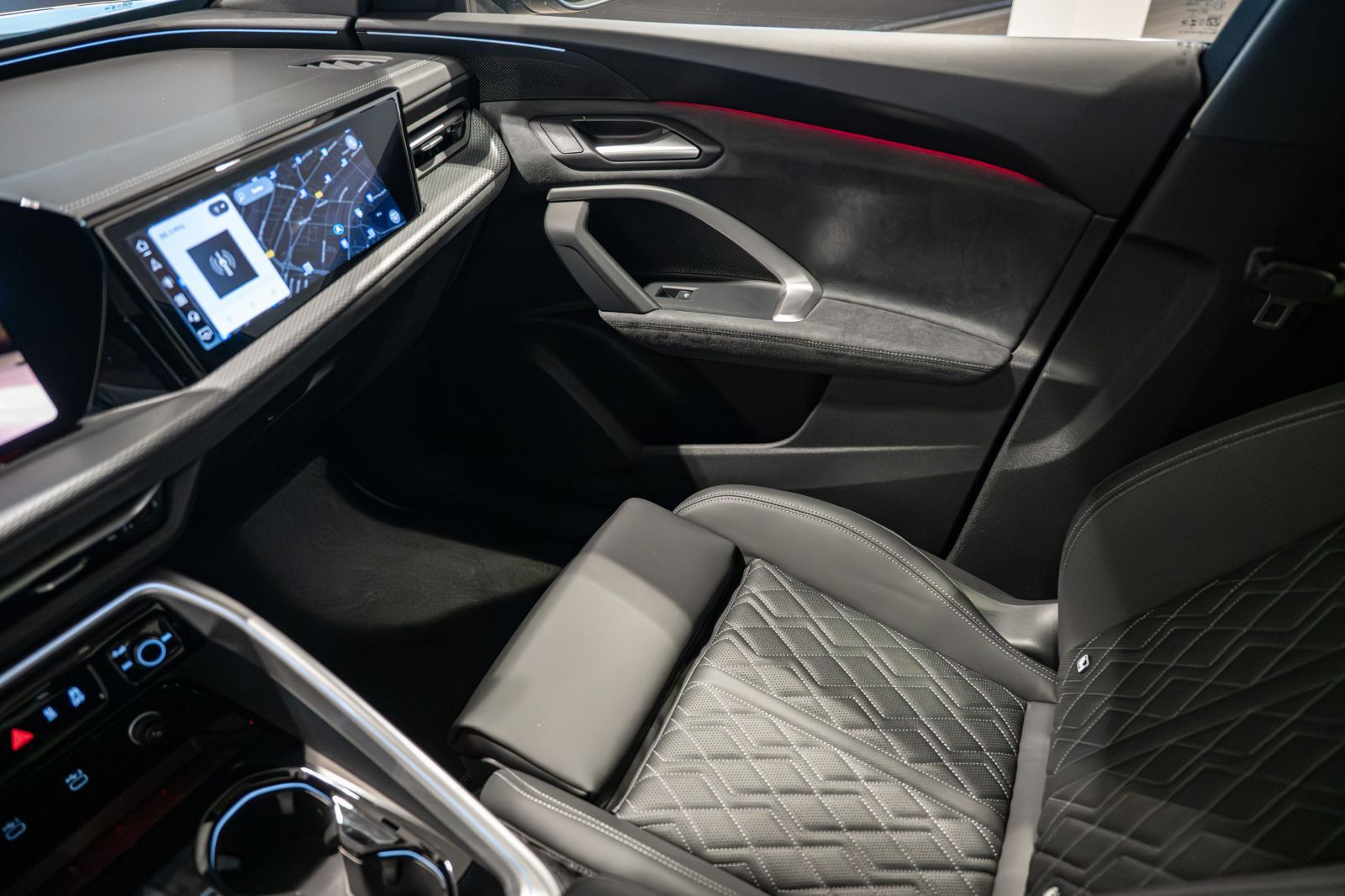 Audi SQ5 - Bild 17
