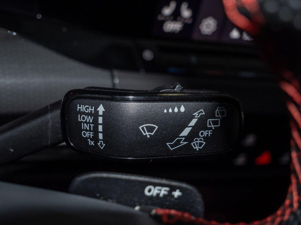 Volkswagen Golf VIII GTI 2.0 TSI LED APP Keyless ParkAssist, миниатюра 16