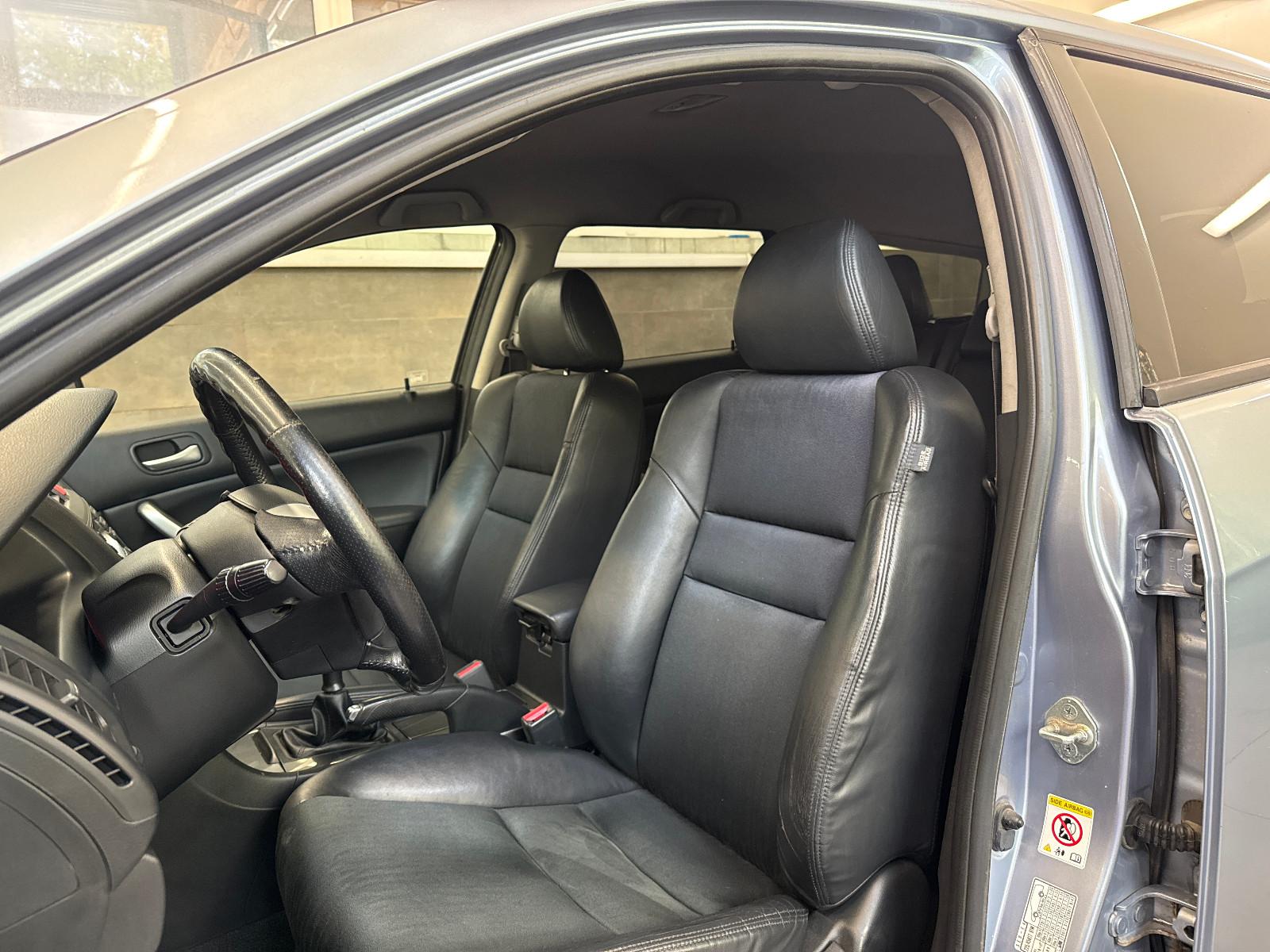 Honda Accord 2006 — interior