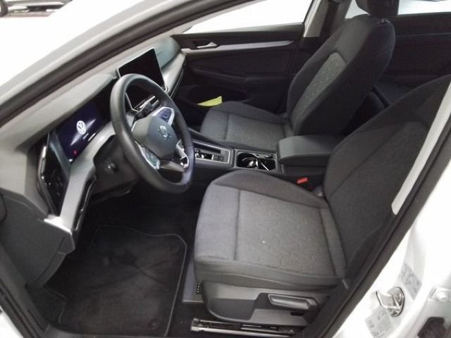 Volkswagen Golf VIII 1.5 eTSI DSG Life Pano LED DigCockpit foto 5