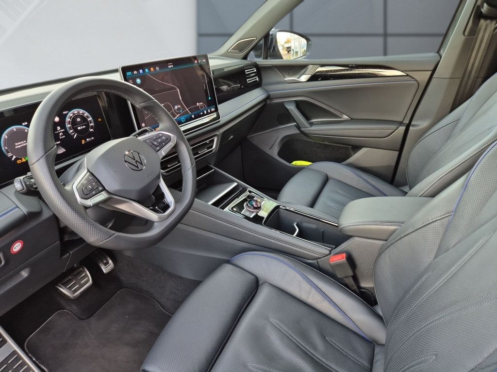 Tiguan 2.0 TDI 4Motion R-Line *DSG*MATRIX*AHK*ST