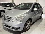 Mercedes-Benz B 180*Klima*AHK*Sitzheizung* - gebrauchte Mercedes-Benz B 180 aus dem Jahr 2010