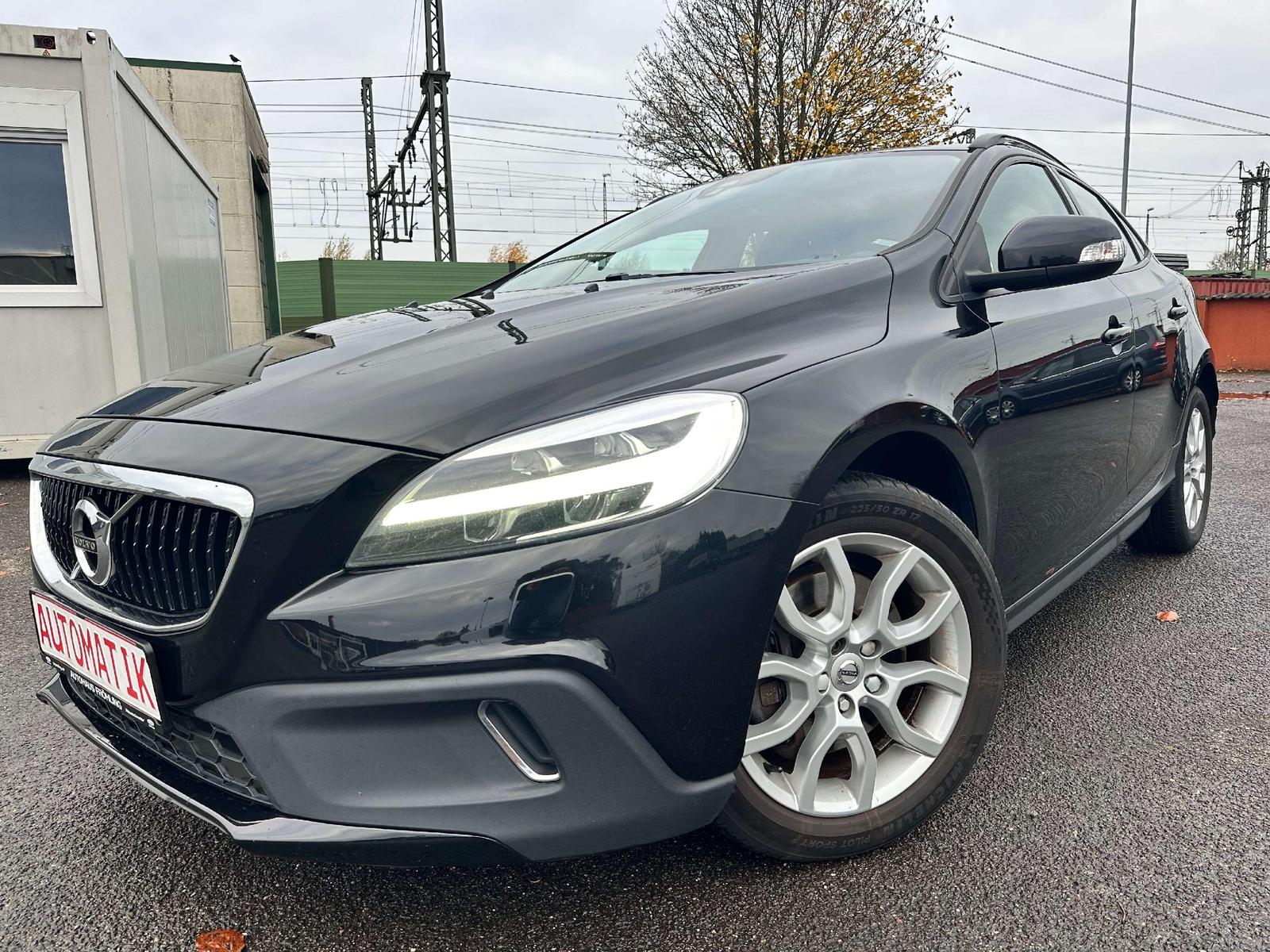 Volvo V40 Plus Cross Country