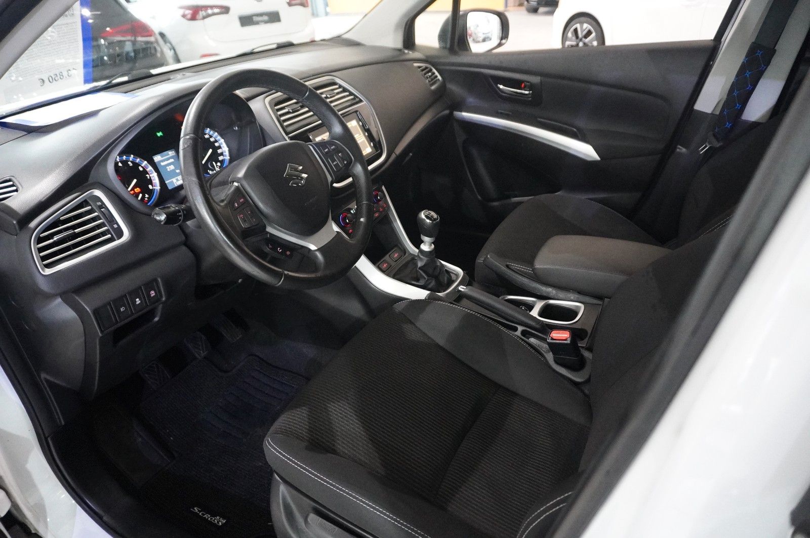 Fahrzeugabbildung Suzuki SX4 1.4 BOOSTERJET HYBRID NAVI/LED/SH/KAMERA/AHK