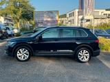 Volkswagen Tiguan Move*AHK*Euro6 - Volkswagen Tiguan mit Diesel-Antrieb: Eu