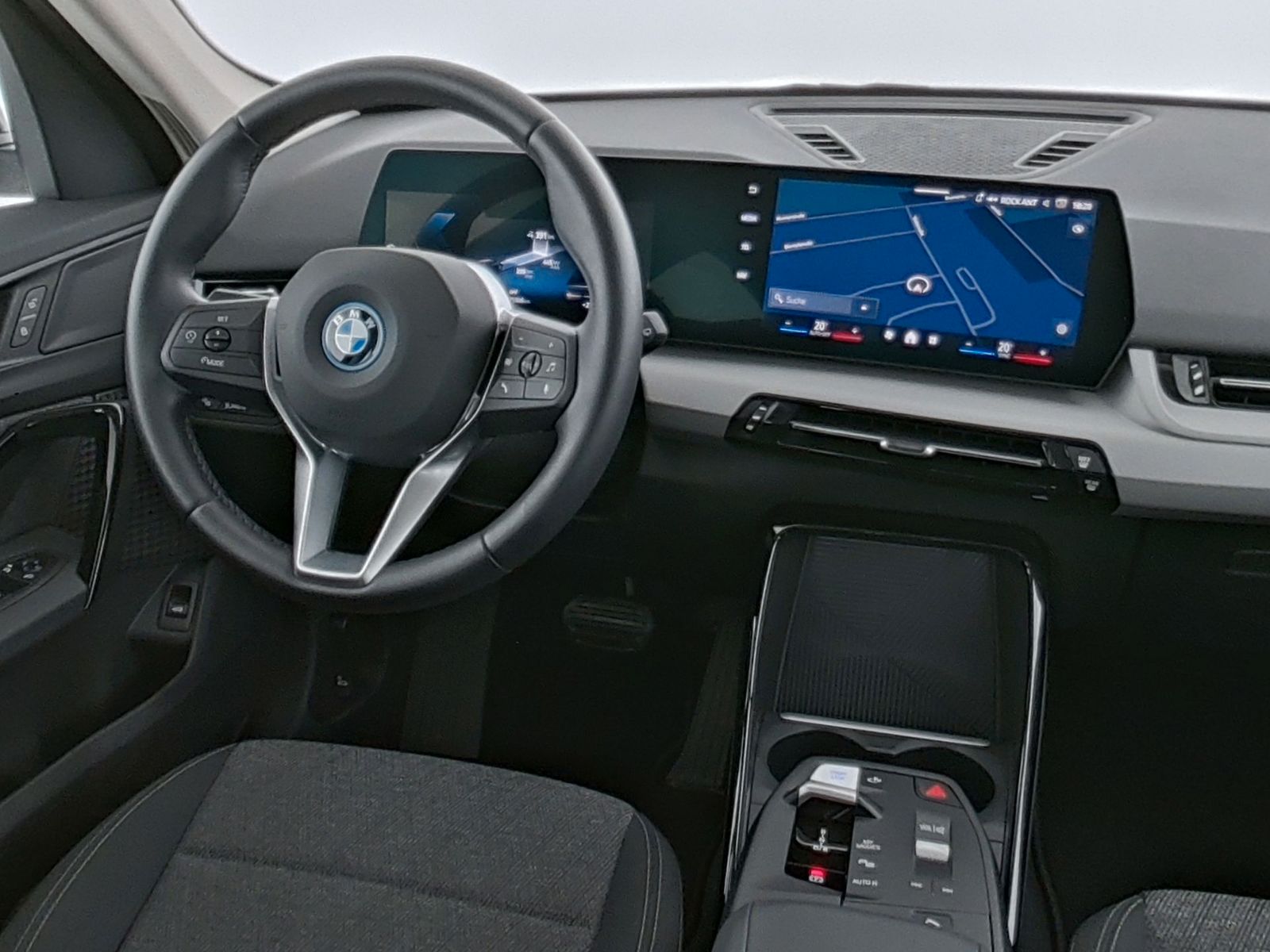 BMW iX1 - Bild 17