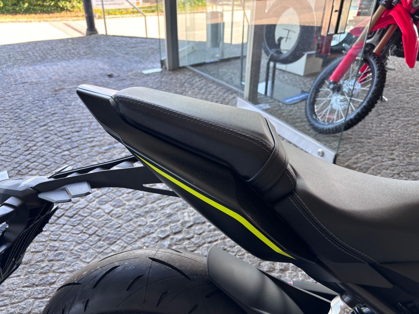 Fahrzeugabbildung Honda CBR 650 R