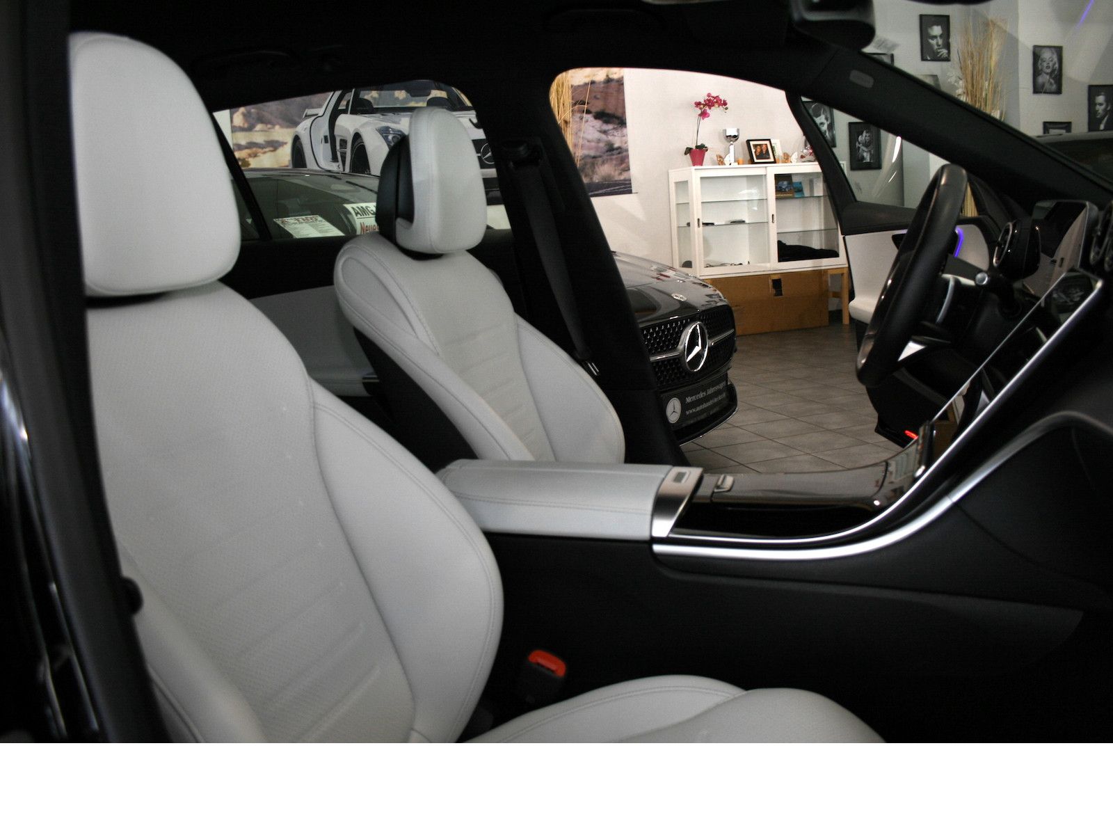 Fahrzeugabbildung Mercedes-Benz C 200 Td AMG *Totwinkel *Polster nevagrau*LED