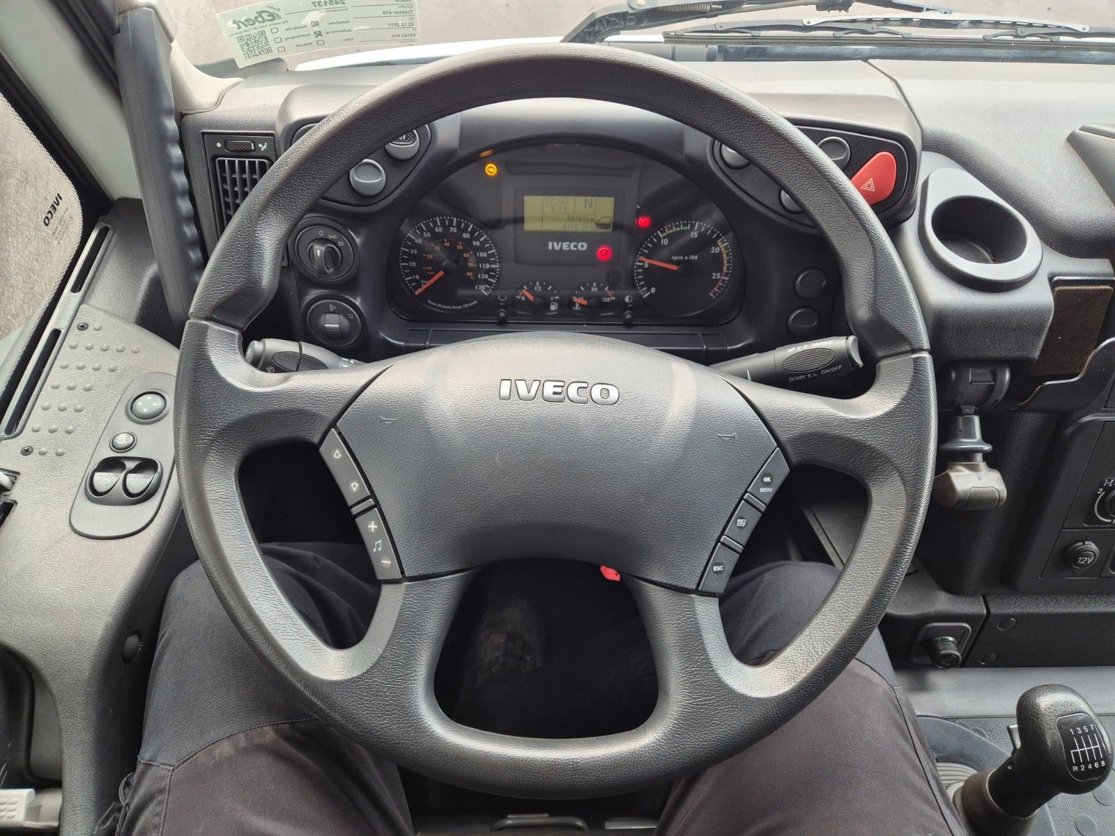 Fahrzeugabbildung Iveco Trakker AT260T41W 6x6 Meiller AHK