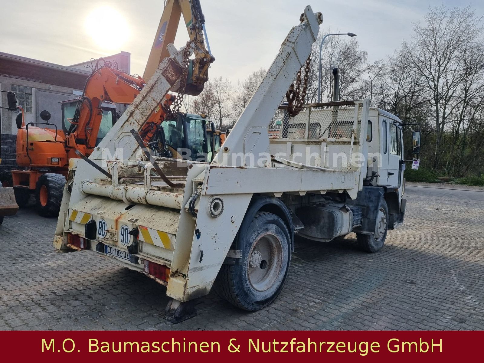 Fahrzeugabbildung Volvo FL 614G34R / 4x2 / Blatt/Blatt