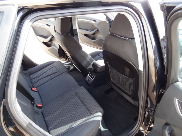 Fahrzeugabbildung Audi A3 Sportback ambition/18-Zoll/Navi/Xenon/SitzH/