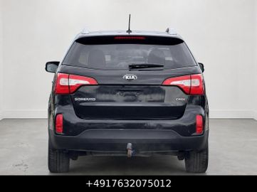 KIA Sorento - 11