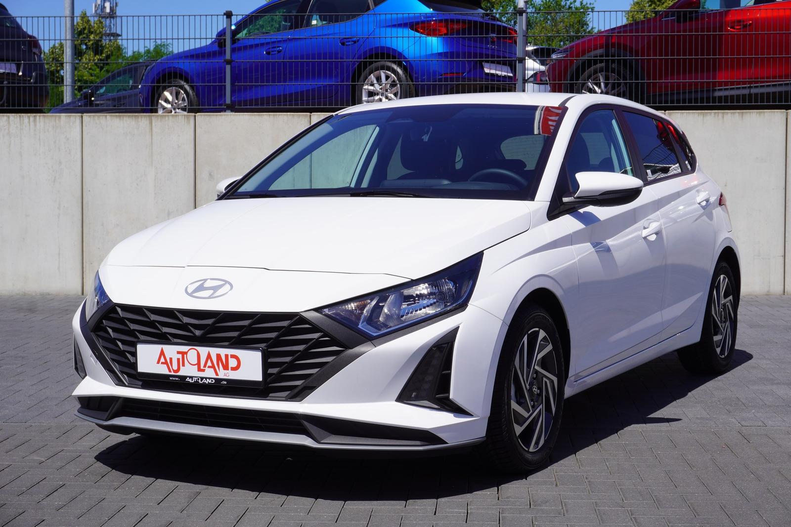 Hyundai i20 1.2 Navi Kamera Android Apple DAB Spurhalte