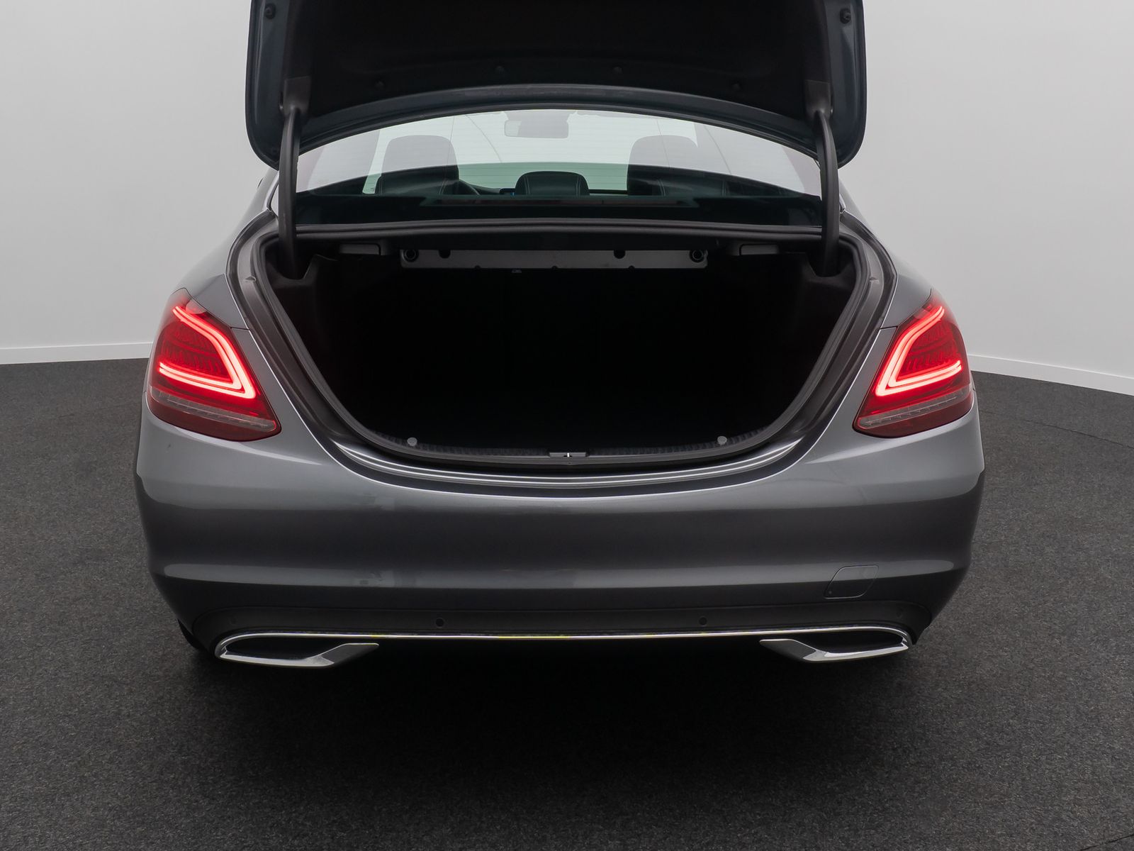 Fahrzeugabbildung Mercedes-Benz C 180 Exclusive PDC NAVI GeschwindigR Teilleder