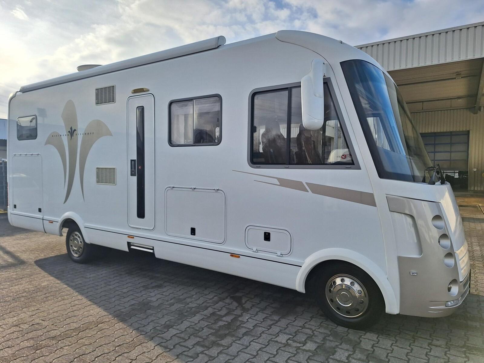 Niesmann + Bischoff Flair 710i CW ID-488