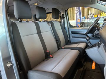 Opel Vivaro *9.SITZER*AHK*TEMPO*CARPLAY*SERVICE0426*