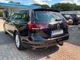 Volkswagen Passat Variant Basis AHK Navi Carplay LED - VW Passat Variant in Oldenburg