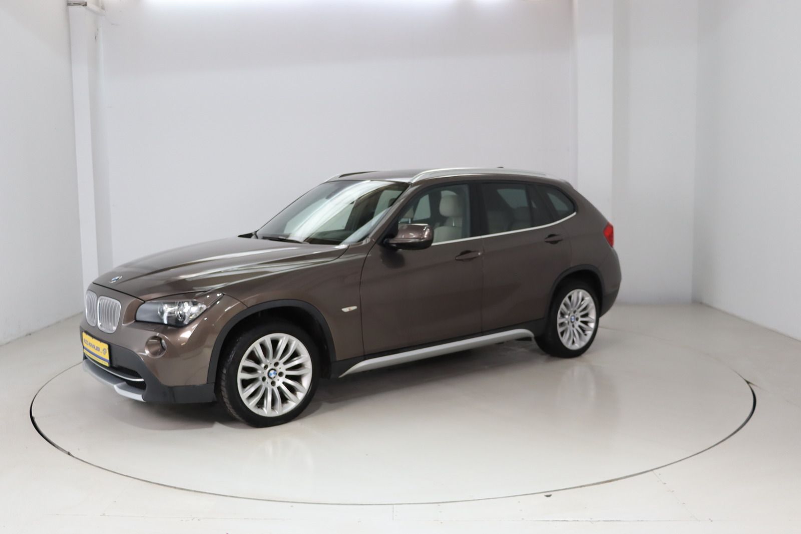 Fahrzeugabbildung BMW X1 xDrive28i * Pano * Leder * Xenon